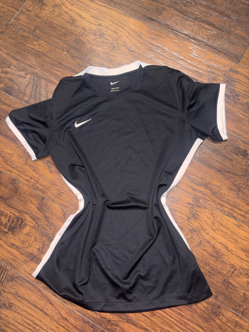 Nike Black Short-Sleeve Women's Athletic Tee with White Accents